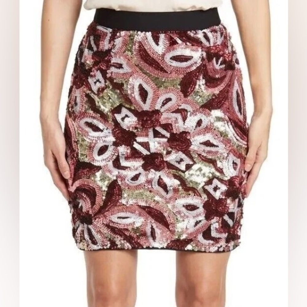 NWT Walter Baker Portia Sequin Bloom Pencil Skirt - Size 0
